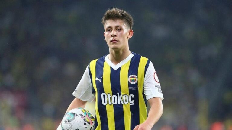 dunya_devi_arda_guler_transferi_icin_turkiyeye_geldi_1688066821_6371.jpg