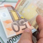 ikinci_el_magazasindaki_cantadan_yaklasik_23_bin_euro_cikti_1690222619_1236.jpg