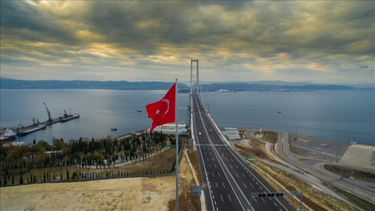 osmangazi_koprusu_7_yasinda_1688257564_1332.jpg