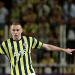 transfer-haberi-fenerbahceden-aciklama-attila-szalaiye-izin-cikti-1689881544871.jpeg